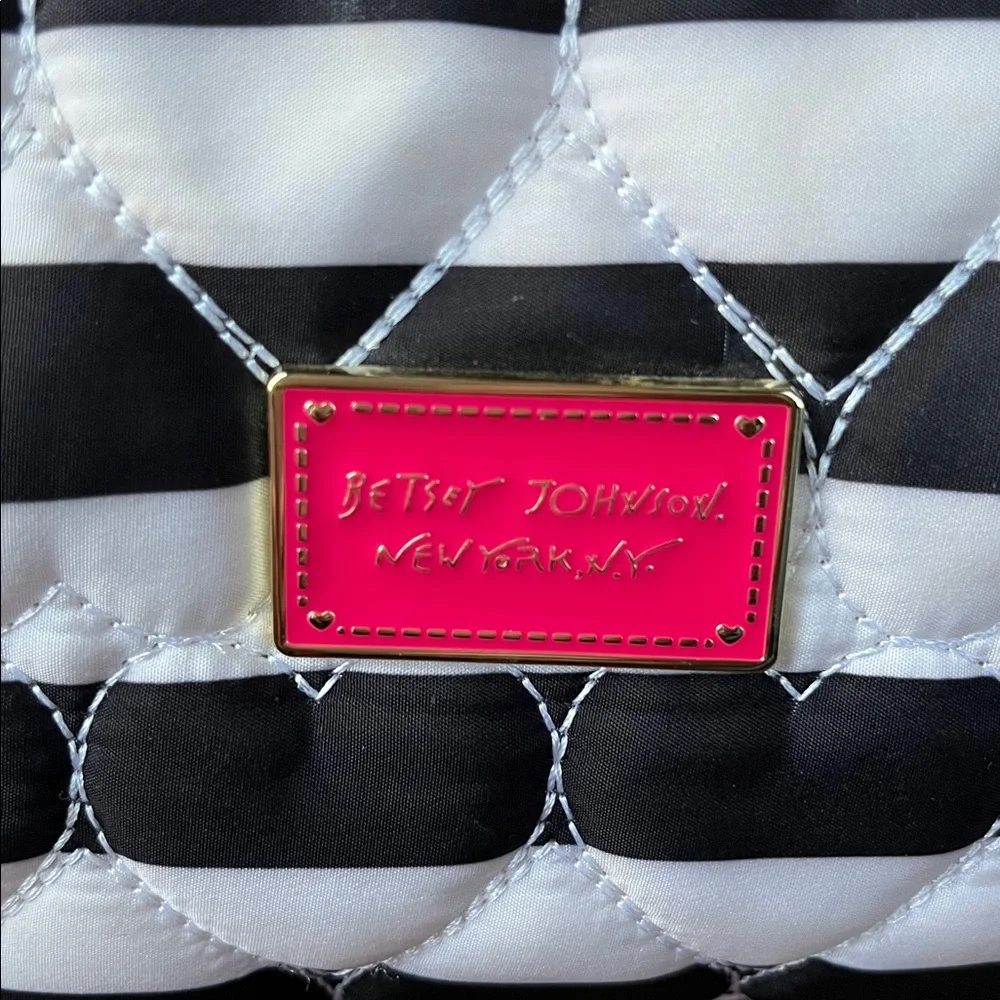 Betsey Johnson good heart